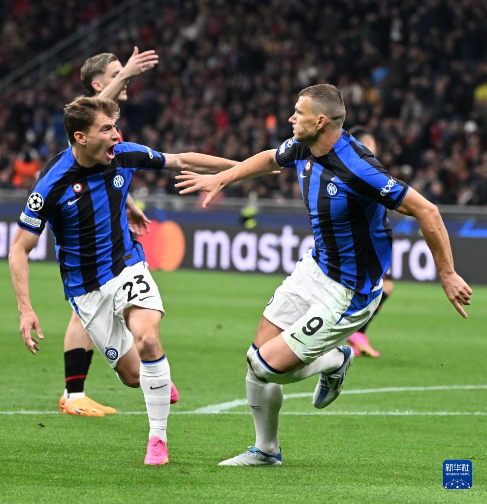 足球亚洲最佳球员候选名单公布，国脚成功入围（亚洲最佳足球员候选名单出炉，国脚榜上有名）