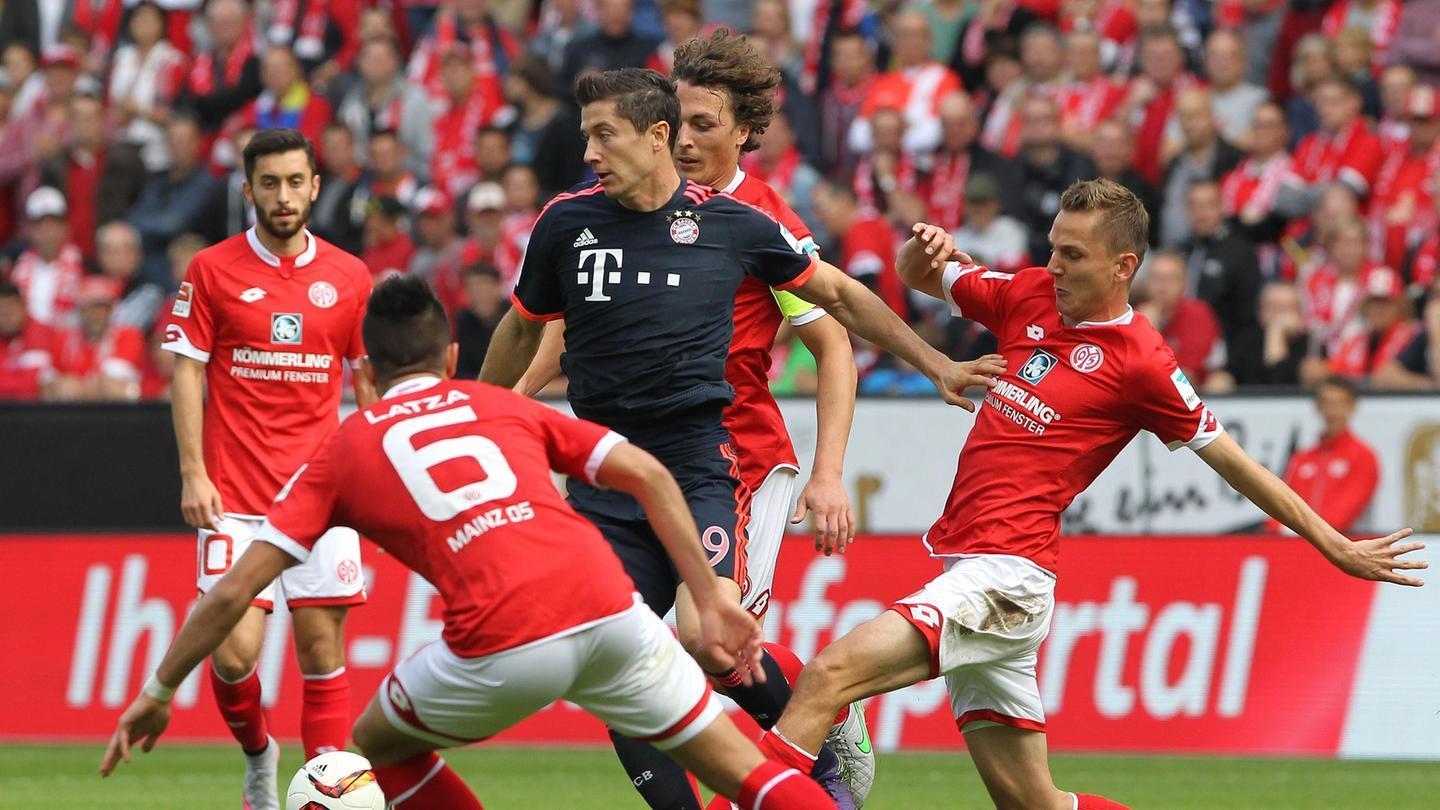 贝蒂斯客战巴列卡诺首发：安东尼领衔、加西亚出战（贝蒂斯做客巴列卡诺首发出炉：安东尼领衔，加西亚先发）