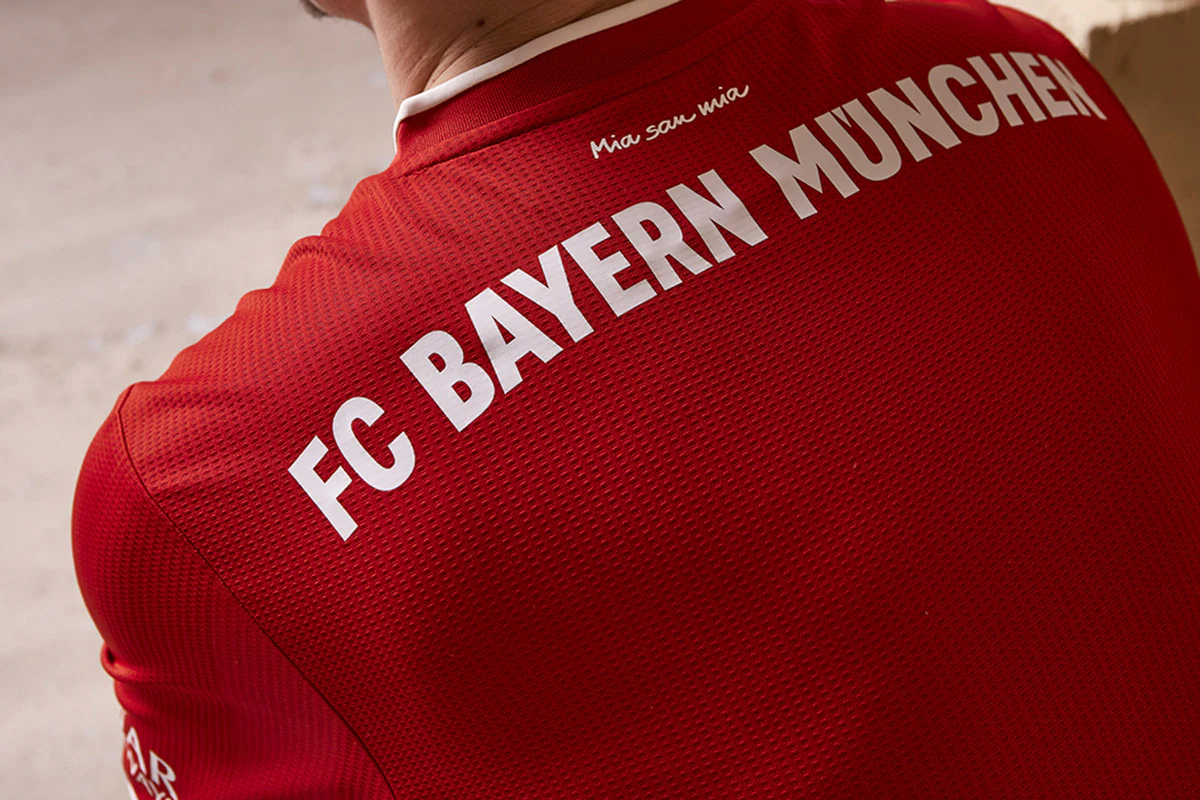 王牌对决！姆巴佩21场25球4助，哈兰德20场20球3助（巅峰争锋：姆巴佩21战25球4助，哈兰德20战20球3助）