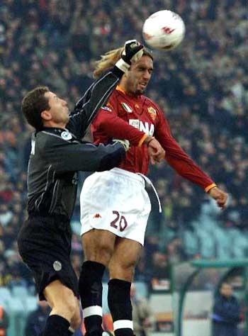 巴萨官方：佩德里肌肉不适，保险起见将无缘对阵黄潜（巴萨官宣：佩德里肌肉不适，谨慎起见缺席对阵黄潜）