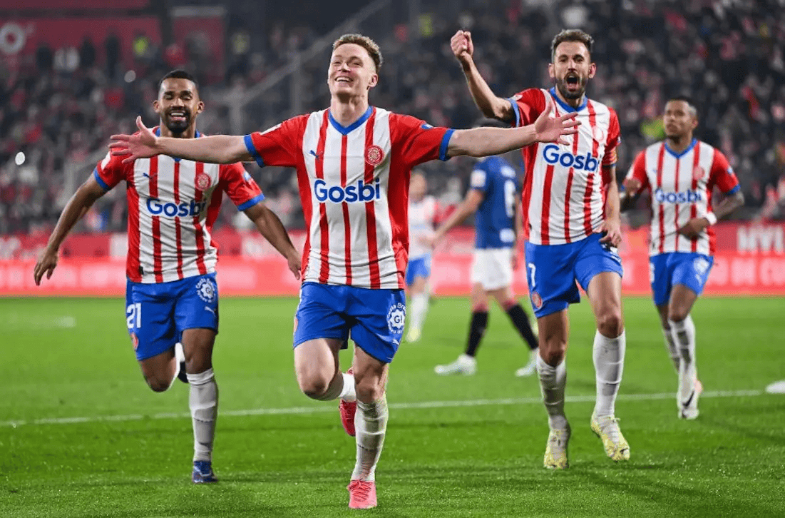 凯恩谈阿森纳：和巴黎是不同的球队，在防守上更强一些