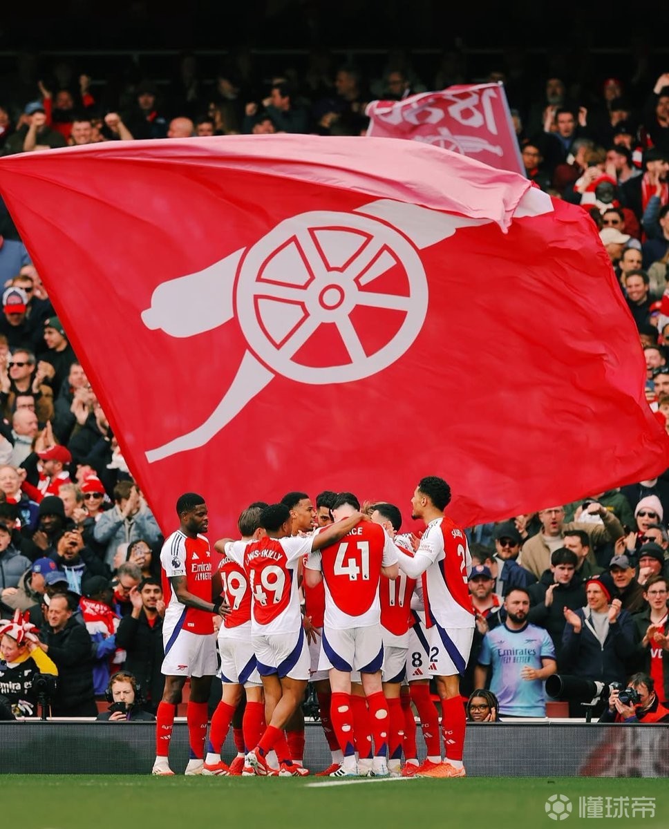 欧冠夺冠赔率：大巴黎紧追巴萨 阿森纳升至第3（欧冠夺冠赔率最新：巴黎圣日耳曼紧咬巴萨，阿森纳升至第三）