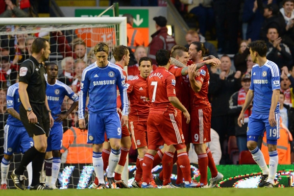 巴西甲战报：阿尔贝托双响，德佩建功，科林蒂安3-1圣保罗（巴甲快讯：阿尔贝托梅开二度，德佩破门，科林蒂安3-1力克圣保罗）