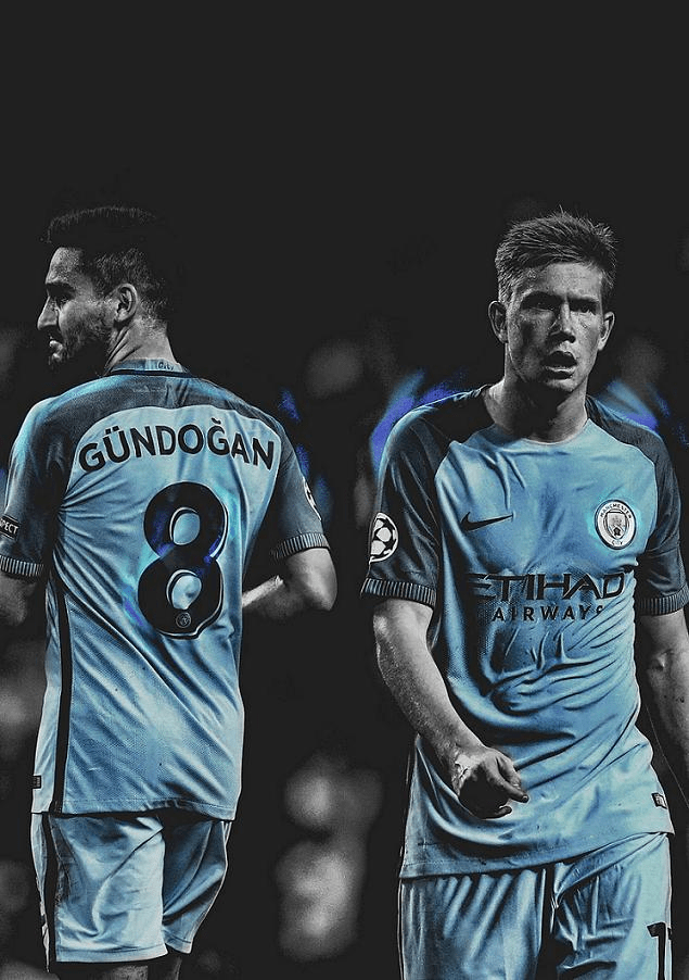 记者：申花抓紧推进引援续约，冬训前应该会对外发布一些信息（记者称申花正加速引援与续约，冬训前或将对外公布最新动态）