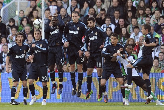 赫斯基：全世界都缺传统中锋，很难找到英格兰下一个“9号”