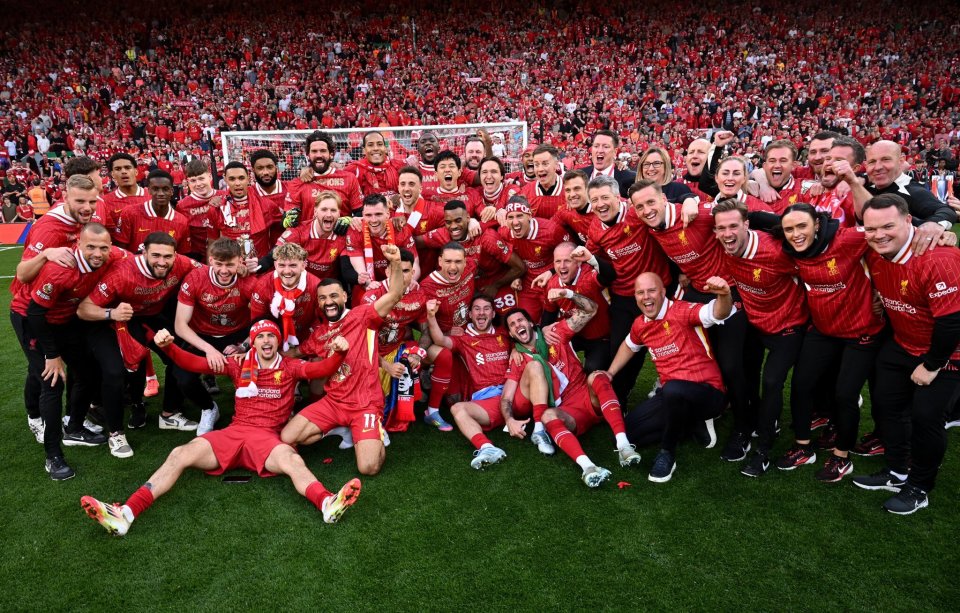 2025年铜梁龙主场场均观众超1.5万人，间接拉动消费约11亿元